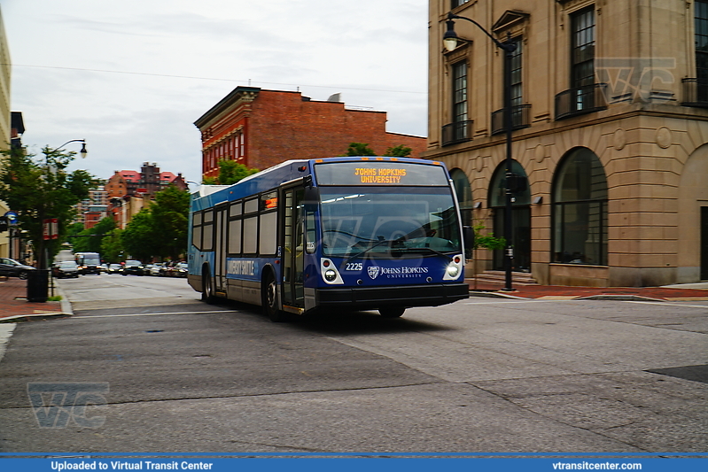 Johns Hopkins University 2225
Johns Hopkins Shuttle
NovaBus LFS
Charles and Chase Streets, Baltimore, MD
Keywords: Academy
