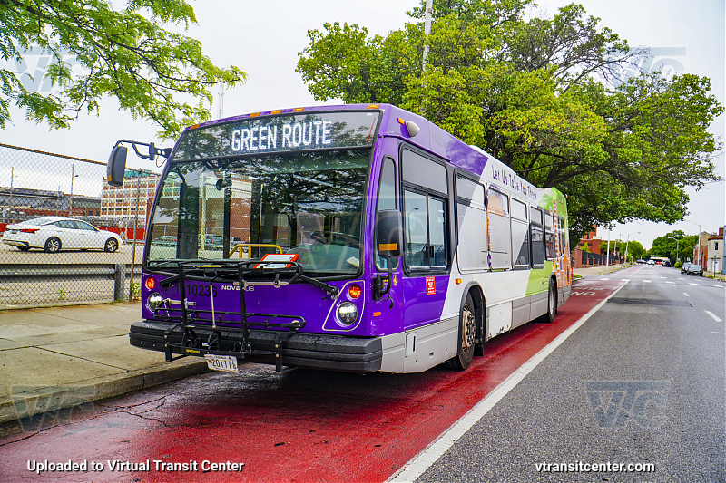 Charm City Circulator 1910236 on the Green Route
Green Route
NovaBUS Low Floor Series
Keywords: Charm City Circulator;Baltimore City;NovaBUS Low Floor Series;NovaBUS LFS