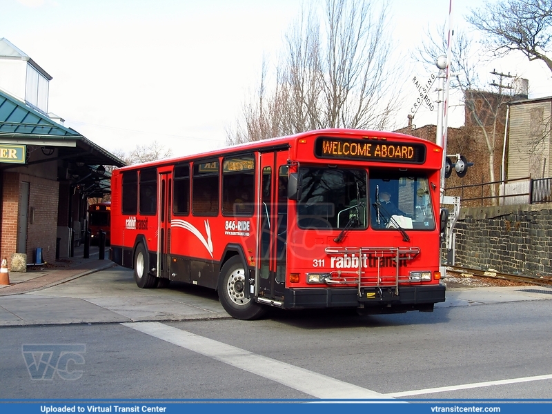 Rabbit Transit 314 on Route 1B
1B Market Street
Gillig Phantom '29
York Transit Center, York, PA
January 2nd, 2012
Keywords: Rabbit;Phantom