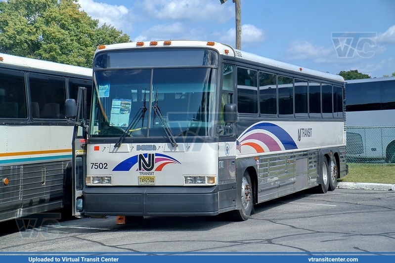 NJ Transit 7502
MCI 102-D3
On Display at the 2025 FNJHTC Bus Fest
Keywords: NJ Transit;MCI D Series;MCI 102D3