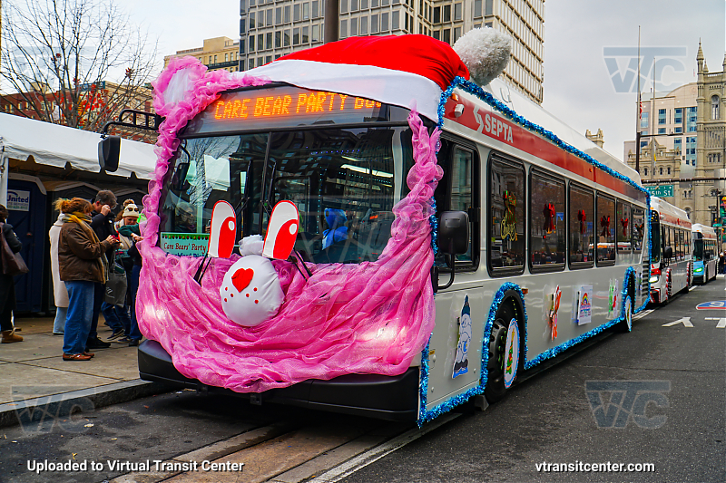 SEPTA "FestiBus" 3160 - Frankford's Submission
"Care Bear Party Bus"
Frankford District
SEPTA Holiday Bus 2025
New Flyer XDE40
Keywords: SEPTA