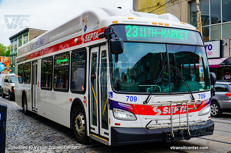 SEPTA XHE40 709 on Route 23
Route 23 to Chestnut Hill
New Flyer XHE40
Keywords: SEPTA Bus;Hydrogen Fuel Cell;New Flyer XHE40;Zero Emissions Bus