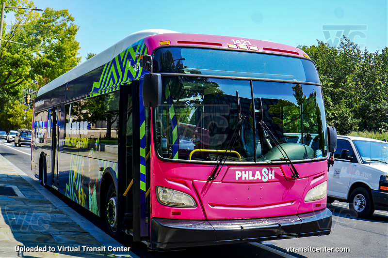 Krapf's Transit 1421
Keywords: Krapfs Transit;New Flyer XD40