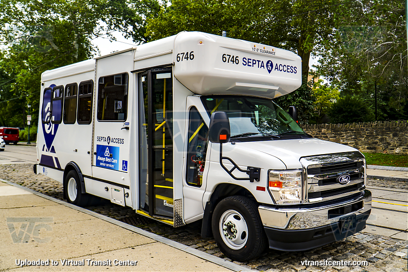 SEPTA Access 6746
SEPTA Access livery
Keywords: SEPTA Access;Ford Cutaway