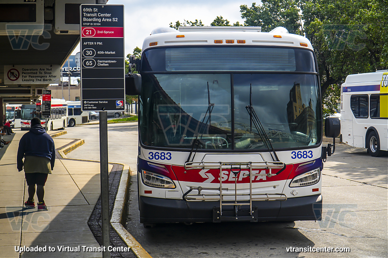 SEPTA 3683
Keywords: SEPTA Bus;New Flyer XDE40