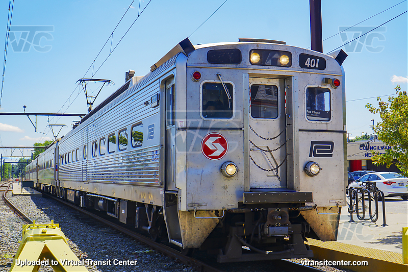 SEPTA Silverliner IV 401 Leading Fox Chase Train
Fox Chase Line 
Penn Central Heritage Car
GE Silverliner IV
Keywords: SEPTA Regional Rail;Penn Central;Heritage Car;Retro Livery