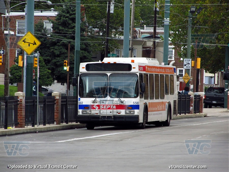 SEPTA 5582
Keywords: SEPTA Bus;New Flyer D40LF