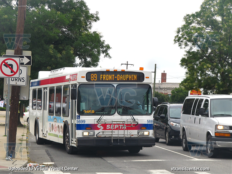 SEPTA 5699 on Route 89
Route 89 to Arrott Transportation Center (signed as Front-Dauphin)
Keywords: SEPTA Bus;New Flyer D40LF