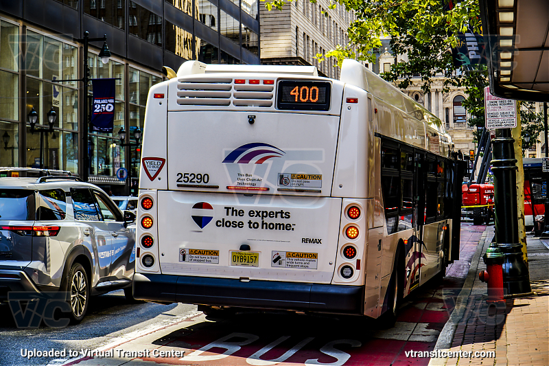 NJ Transit 25290 on Route 400
Rear view
Keywords: NJT Bus;New Flyer XD40;NJ Transit;NJT;NFI;XD40;Route 400