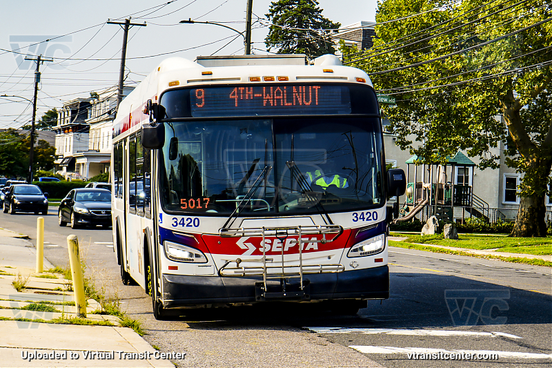 SEPTA 3429 on Route 9
Route 9 to 4th-Walnut
Keywords: SEPTA Bus;New Flyer XDE40