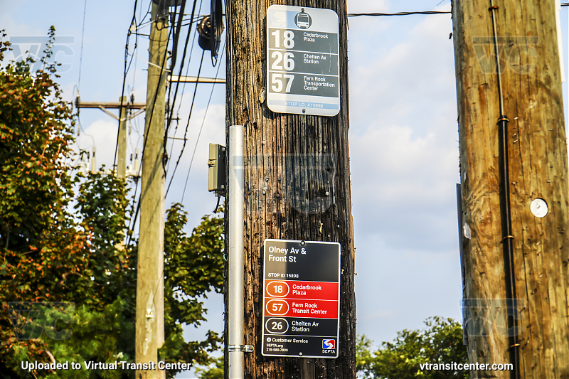 Two SEPTA Transit Stops at Olney and Front
Top is a Stop ID era bus stop and bottom is New Bus Network Style
Keywords: SEPTA Bus;New Bus Network