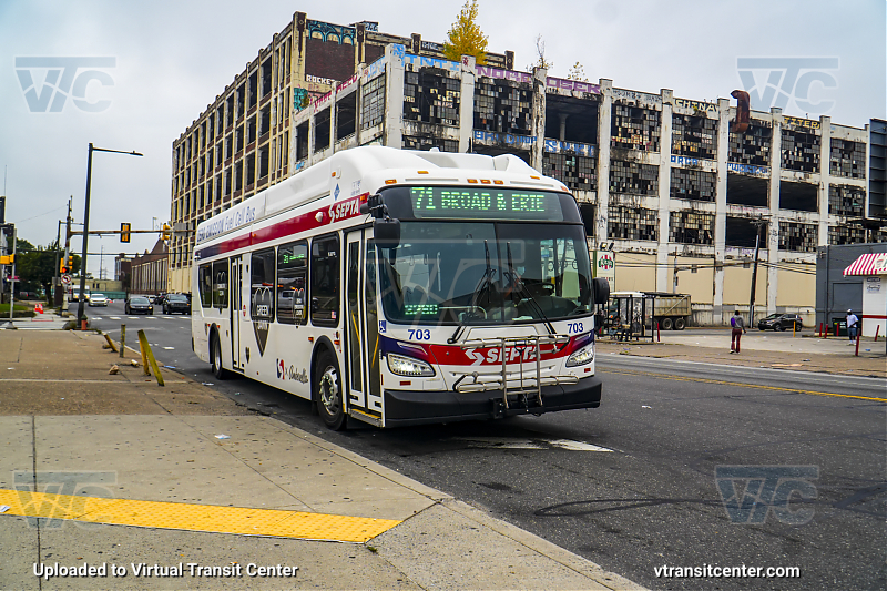 SEPTA XHE40 703 on Route 71
Route 71 to Broad & Erie
Keywords: SEPTA Bus;Hydrogen Fuel Cell;New Flyer XHE40;Zero Emissions Bus