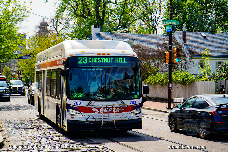 SEPTA XHE40 703 on Route 23
Route 23 to Chestnut Hill
Keywords: SEPTA Bus;Hydrogen Fuel Cell;New Flyer XHE40;Zero Emissions Bus