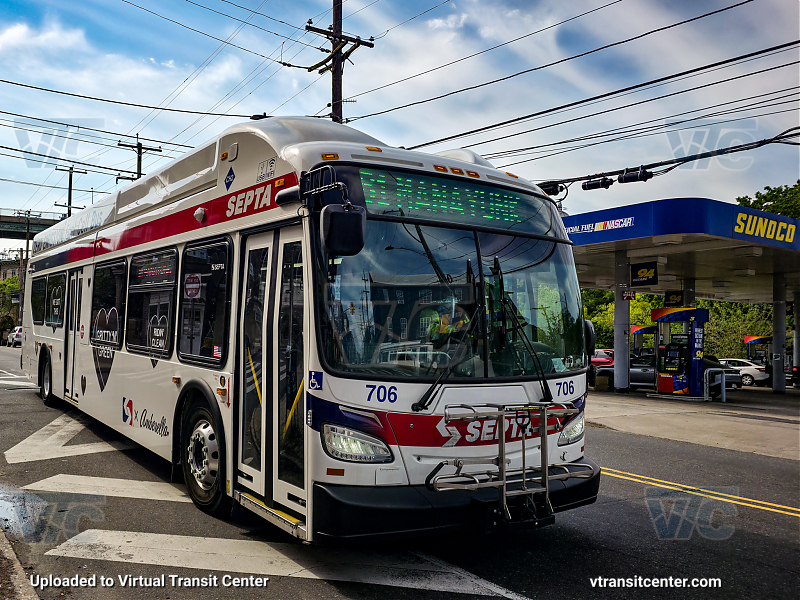 SEPTA XHE40 706 on Route 61
Route 61 to Manayunk
New Flyer XHE40
Keywords: SEPTA Bus;Hydrogen Fuel Cell;New Flyer XHE40;Zero Emissions Bus