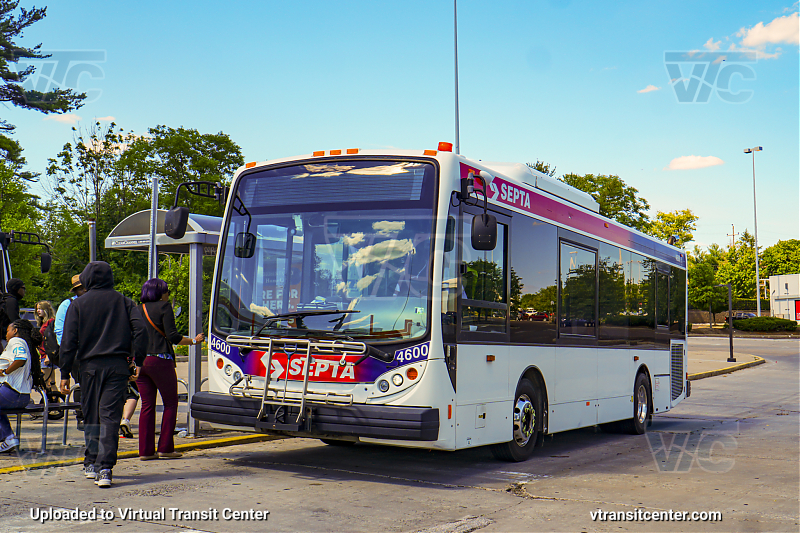 SEPTA 4600 on Route 95
Blank Sign
Keywords: SEPTA Bus;New Flyer MiDi