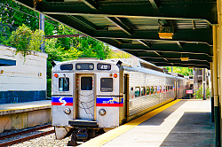 SEPTA_Silverliner_IV_419_Trailing_Chestnut_Hill_West_Train.jpg