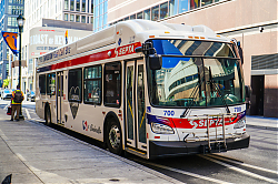 SEPTA_XHE40_700.jpg
