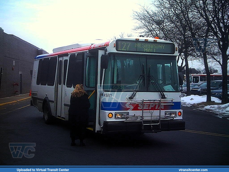 SEPTA 4581 on Route 127
Route 127 to Neshaminy Mall
Eldorado Transmark RE-29
January 10th, 2010
Keywords: SEPTAEldorado