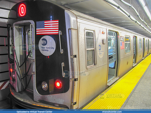 MTA New York City Subway R160B 8822 on the Q train at 96th Street
Q Train to 96 St-2 Av
Kawasaki R160B
96th Street-2nd Avenue Station, Manhattan, New York City, NY

Photo taken January 28th, 2018

Keywords: NYC Subway;Kawasaki;R160