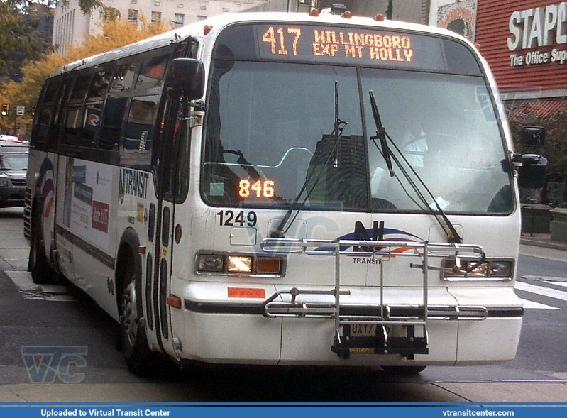 NJ Transit 1249 on Route 417
Route 417 Willingboro Express via Mt. Holly
NovaBus RTS
Market Street at 11th Street, Philadelphia, PA
October 12th, 2009
Keywords: NJTBus;RTS