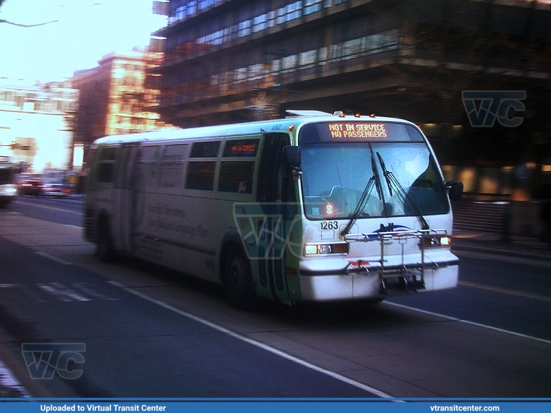 NJ Transit 1263
Not In Service
NovaBus RTS
Market Street at 8th Street, Philadelphia, PA
January 8th, 2010
Keywords: NJTBus;RTS