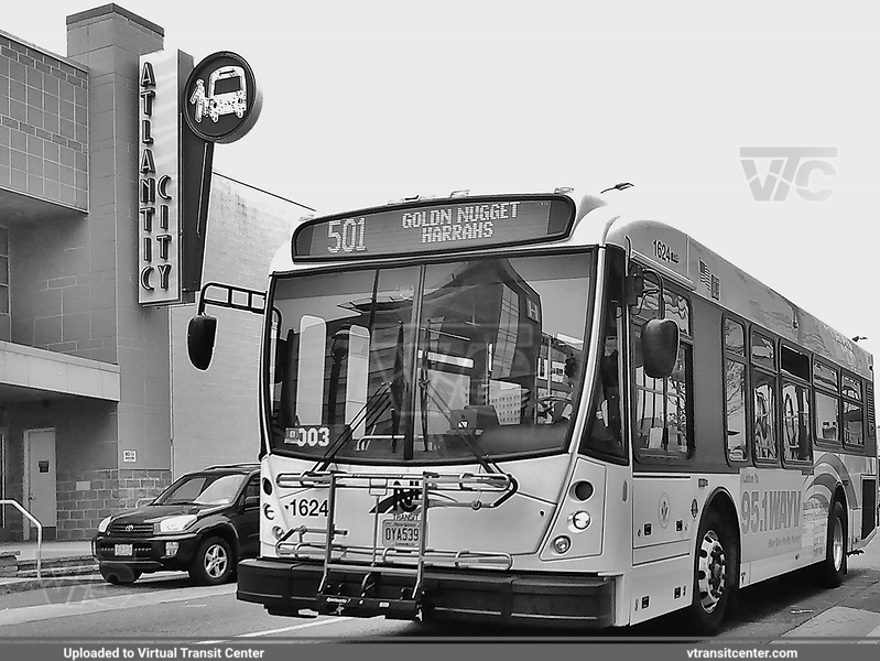 NJ Transit 1624 on route 501
501 to Golden Nugget, Harrahs
North American Bus Industries (NABI) 31LFW
Ohio Avenue at Atlantic Avenue (Bus Terminal), Atlantic City, NJ
May 7th, 2014
Keywords: NJT;NABI 31LFW