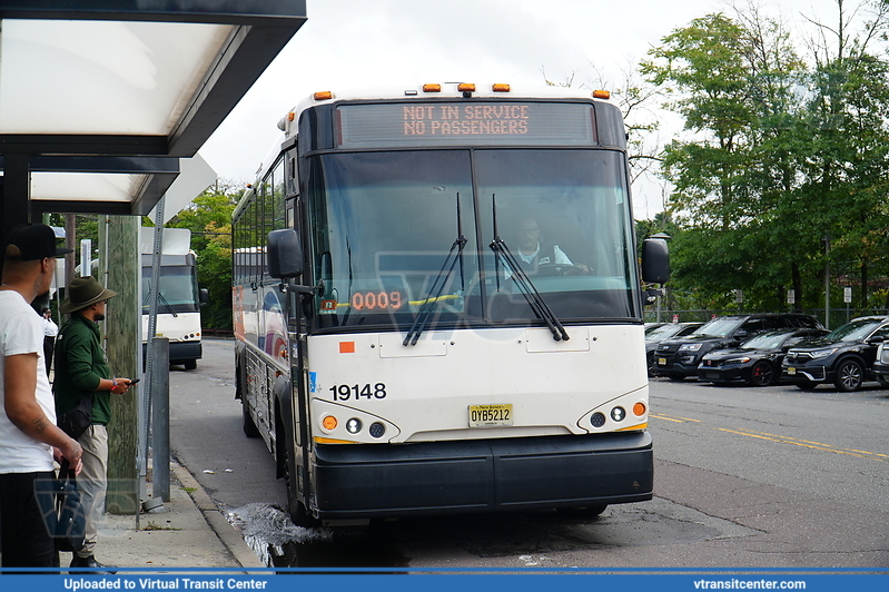NJ Transit 19148
Not In Service
MCI D4500CT
Trenton Transit Center, Trenton, NJ
August 31st 2024
Keywords: NJTBus