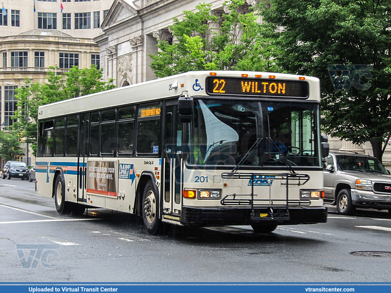 Delaware Area Regional Transit 201 on route 22
22 to Wilton
Gillig Low Floor
10th and King Streets, Wilmington, DE
June 5th, 2017
Keywords: DART First State;Gillig Low Floor