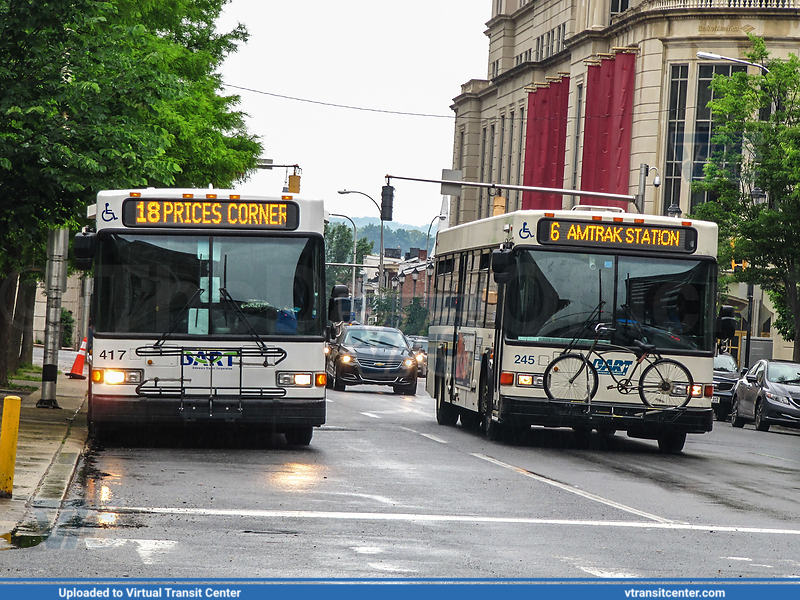 Delaware Area Regional Transit 245 and 417 on routes 6 and 18
Gillig Low Floor
10th and King Streets, Wilmington, DE
June 5th, 2017
Keywords: DART First State;Gillig Low Floor