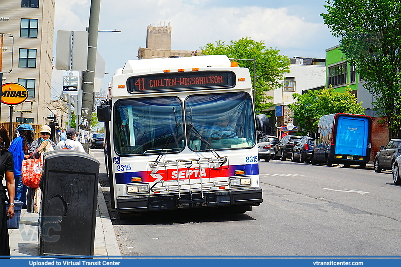 SEPTA 8315 on Route 41
Route 41 to Chelten-Wissahickon
New Flyer DE40LF
Keywords: SEPTA;DE40LF