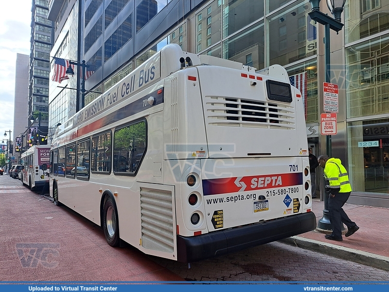 SEPTA XHE40 701 Hydrogen Fuel Cell Bus Rear
Not in Service
New Flyer XHE40
