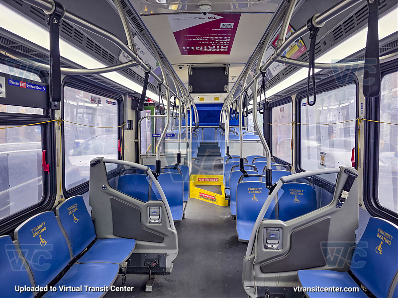 Interior of SEPTA 3293
Looking towards the rear
Kiel Seating Citos
Keywords: Kiel Seating CITOS;SEPTA Bus