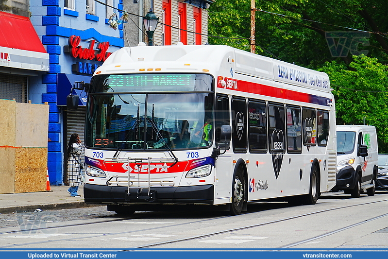 SEPTA XHE40 703 on Route 23
SEPTA Hydrogen Fuel Cell Bus Debut on Route 23
Route 23 to 11th-Market
New Flyer XHE40
Keywords: SEPTABus;XHE40