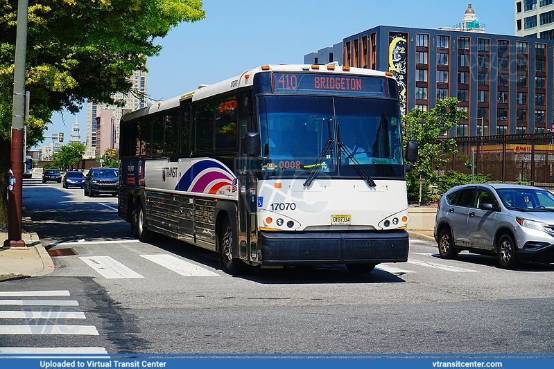 NJ Transit 17070 on route 410
Route 410 to Bridgeton
MCI D4500CT
Keywords: NJ Transit;MCI D Series;MCI D4500CT