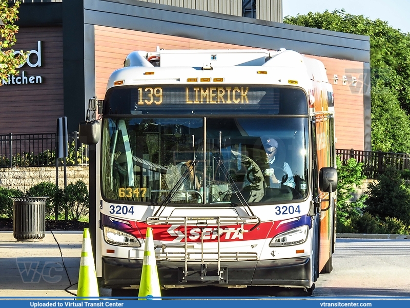 SEPTA 3204 on route 139
Route 139 to Limerick
New Flyer Xcelsior "XDE40"
King of Prussia Mall Transit Center, King of Prussia, PA
Keywords: SEPTA;New Flyer XDE40;Xcelsior