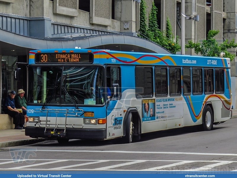 Tompkins Consolidated Area Transit - TCAT 1109 on route 30
30 to Ithaca Mall via Collegetown
Gillig Low Floor
Seneca Street & Tioga Avenue, Ithaca, NY
Keywords: Tompkins TCAT;Gillig Low Floor