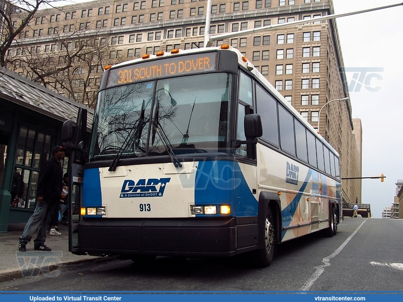 DART First State 913 on Route 301
Route 301 South to Dover
MCI D4500
Rodney Square, Wilmington, DE
March 28th, 2012
Keywords: DARTFirstState;D4500CL