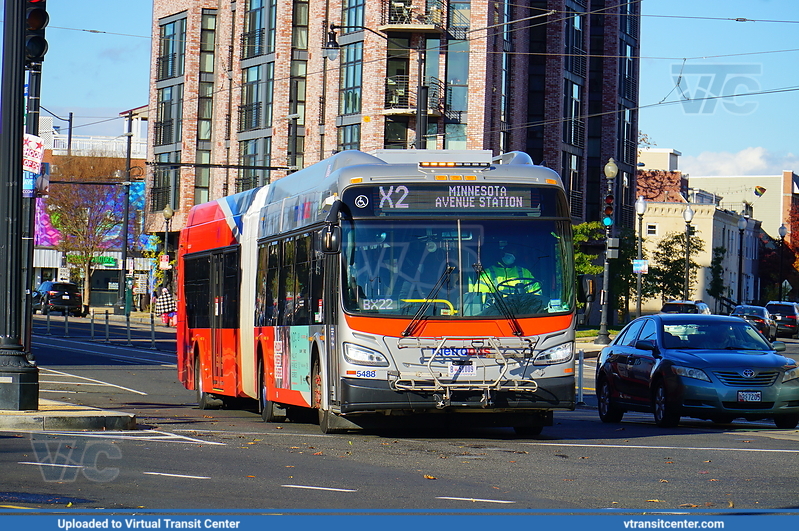 WMATA 5488 on route X2
X2 to Minnesota Avenue Metro Station
New Flyer XDE60
H Street and 15th Street NE, Washington, D.C.
Keywords: New Flyer;XDE60;Xcelsior