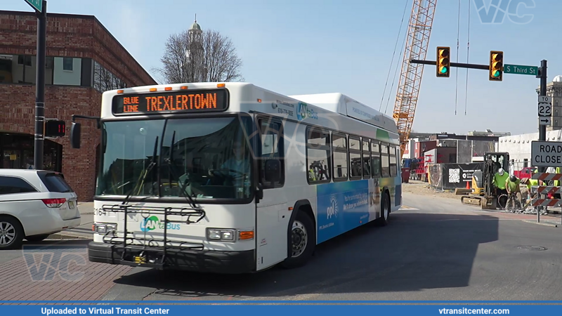 LANTA 2164 on the EBS Blue
Enhanced Bus Service (EBS) Blue to Trexletown
3rd Street and Ferry Avenue, Easton, PA
Gillig Low Floor
Keywords: LANTA;Gillig