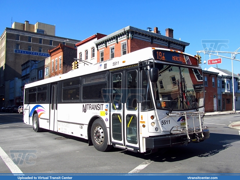 NJ Transit 5511 on route 619
619 to Mercer Community College
North American Bus Industries 416.15
East State Street at Stockton Street, Trenton, NJ
February 9th 2012
Keywords: NJT;NABI;416