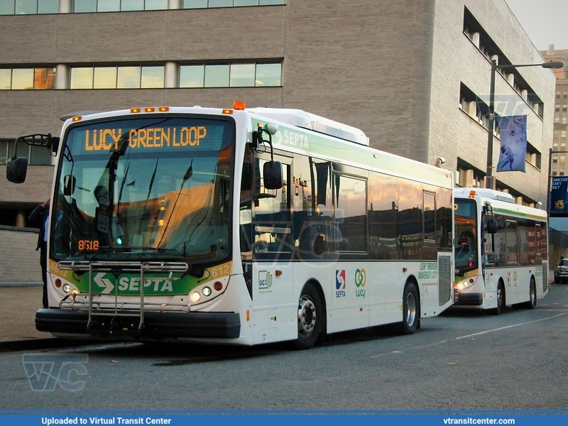 SEPTA 4612 and 4614 on LUCY
LUCY Green Loop
New Flyer MD30
JFK Boulevard at 30th Street (30th Street Station) Philadelphia, PA
October 24th, 2017
