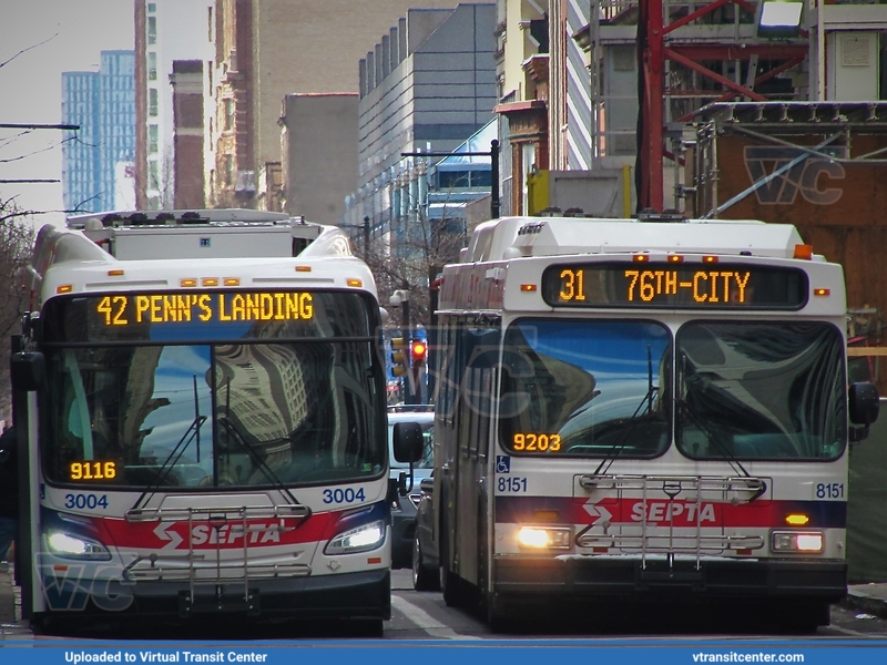 SEPTA Hybrids at Broad and Chestnut
Route 42 to Penn's Landing, Route 31 76th-City
New Flyer XDE40, New Flyer DE40LF
Broad and Chestnut Streets, Philadelphia, PA
Keywords: SEPTA;New Flyer DE40LF;New Flyer XDE40