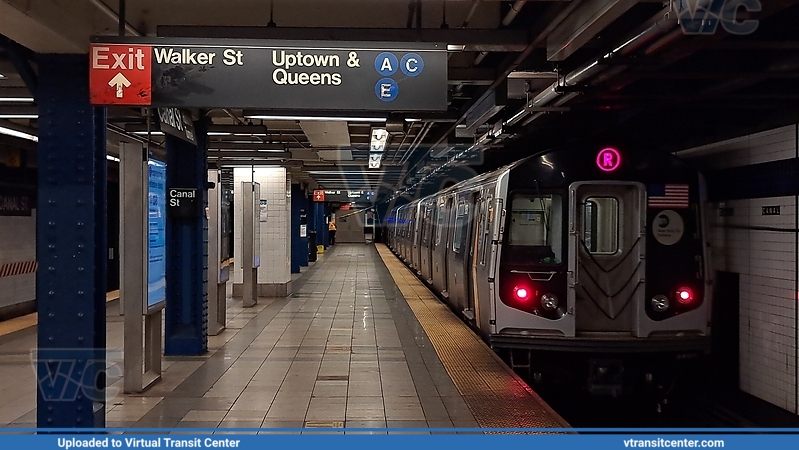 R160 R train to World Trade Center at Canal St
Canal St
