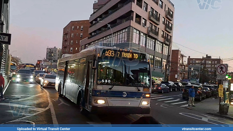 7 Shuttle Bus 
7 Shuttle Bus 
