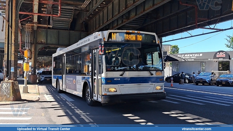 MTA New York City 4044 on an N Train Shuttle
N train shuttle 
Orion VII NG HEV
New Utrecht Av and 62 St
