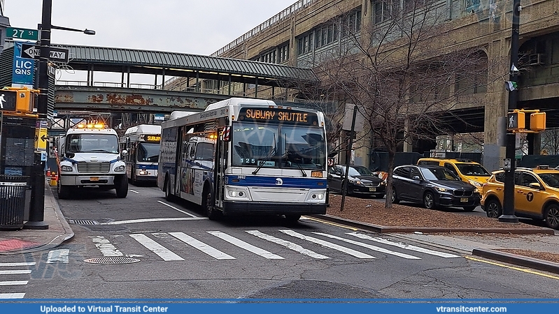 N shuttle 
N shuttle 
