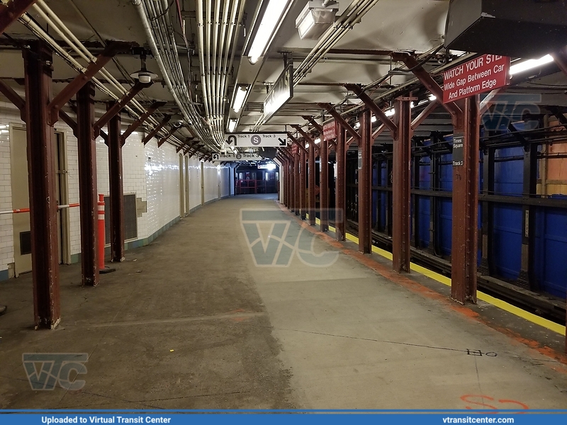 42 St shuttle 
42 St shuttle 

