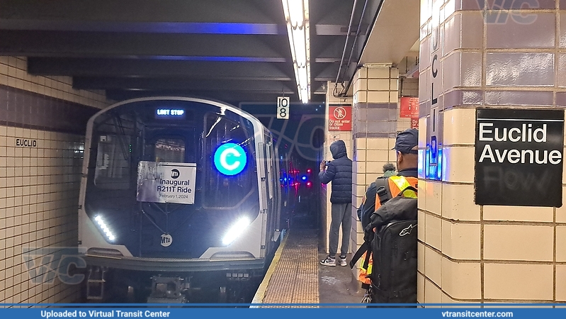 R211T Inaugural run 
R211T Inaugural run 
