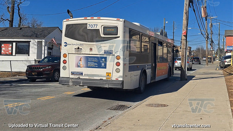 2011 Orion 7 EPA10 #7077 on the SIR shuttle
2011 Orion 7 EPA10 #7077 on the SIR shuttle
