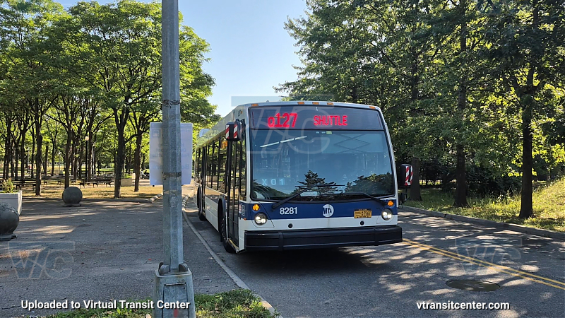 MTA New York City 8281 on the Q127 Dragon Boat Shuttle
2015 Nova LFS #8281 on the Q127 Dragon Boat Shuttle
